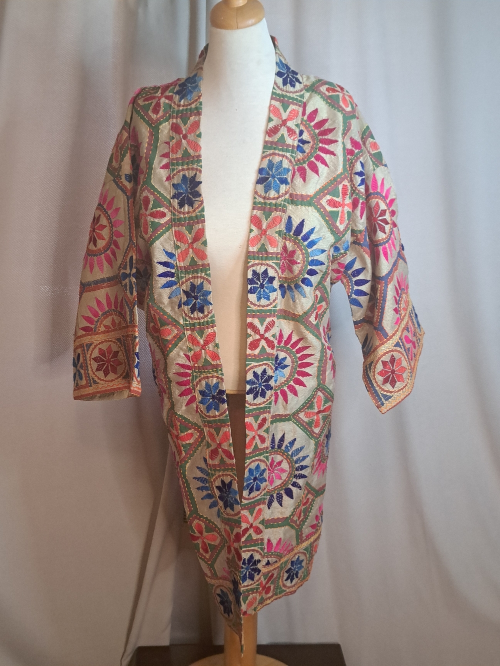 Shannon Passero/Jeannie BeckerEmbroidered Multi-Color Duster Jacket
